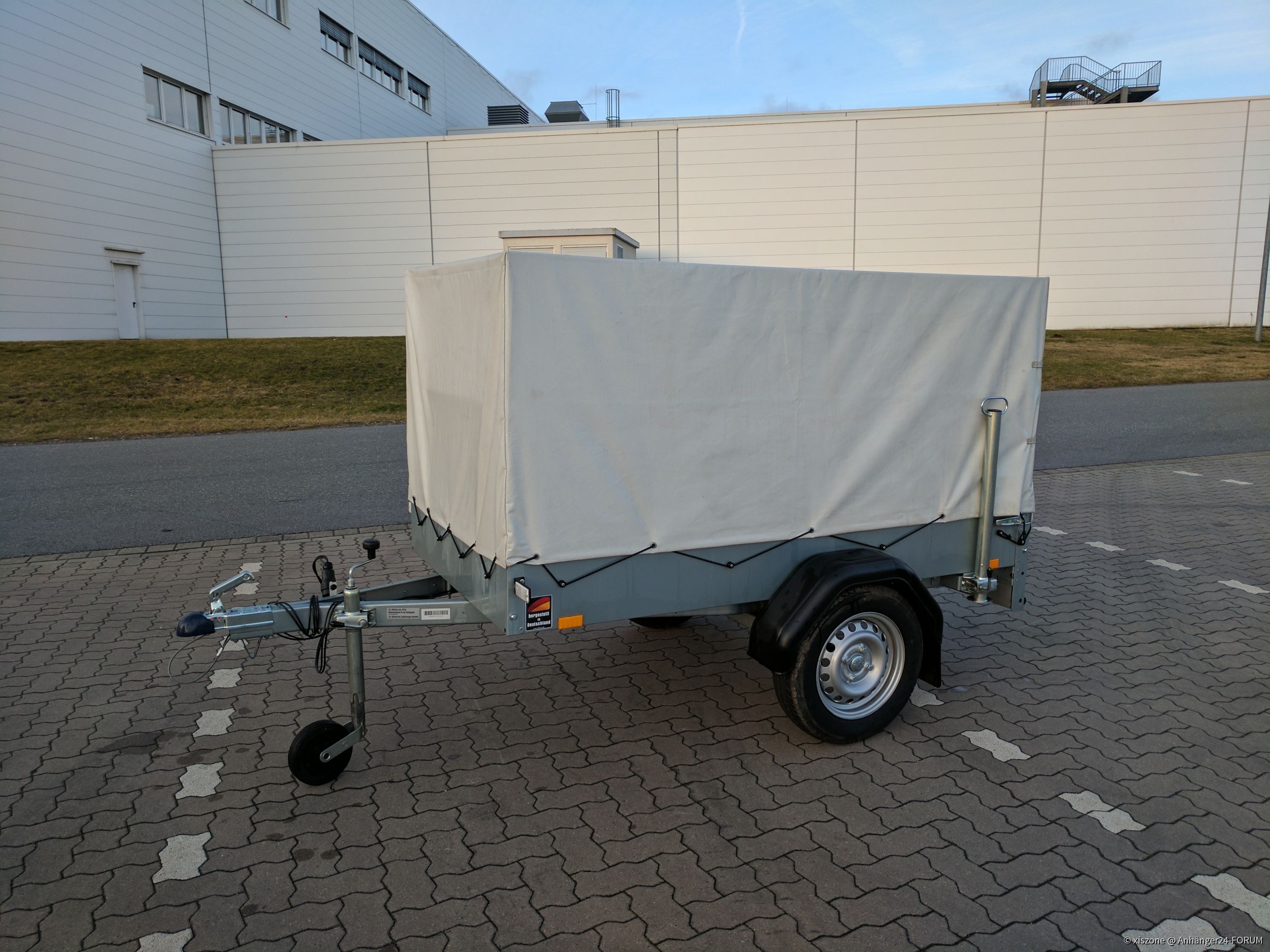 Mein erster Anhänger, ein Toom Stema 750kg, inzwischen verkauft