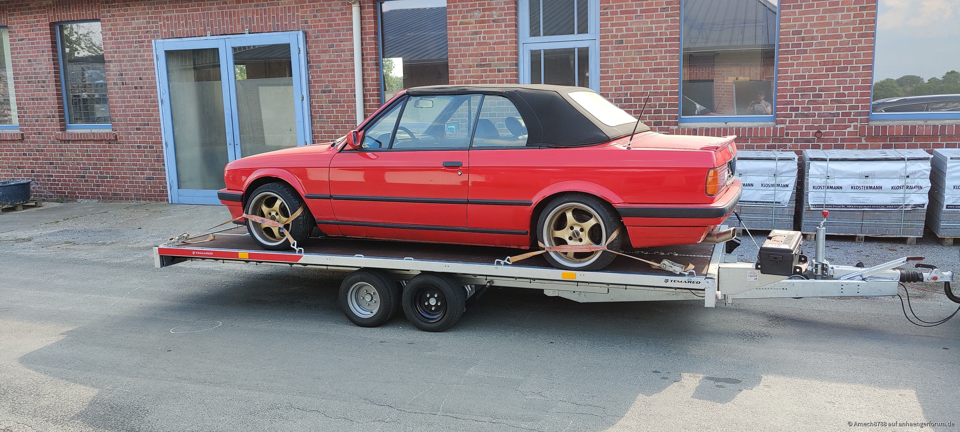 Transport eines BMW E30