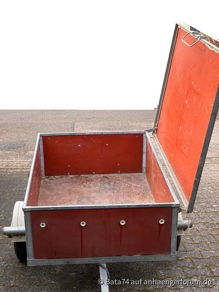 PKW-Anhänger offener Kasten mit abnehmbarem Deckel