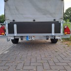 Der fertig reparierte Anhänger. Detail: Rückfahrleuchten + Aspöck Earpoint
