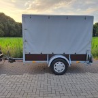 Der fertig reparierte Anhänger.