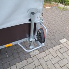 Ein Drehriegel passt nicht mehr. Hier hätte ich die Aufnahme für die Stütze drehen müssen.